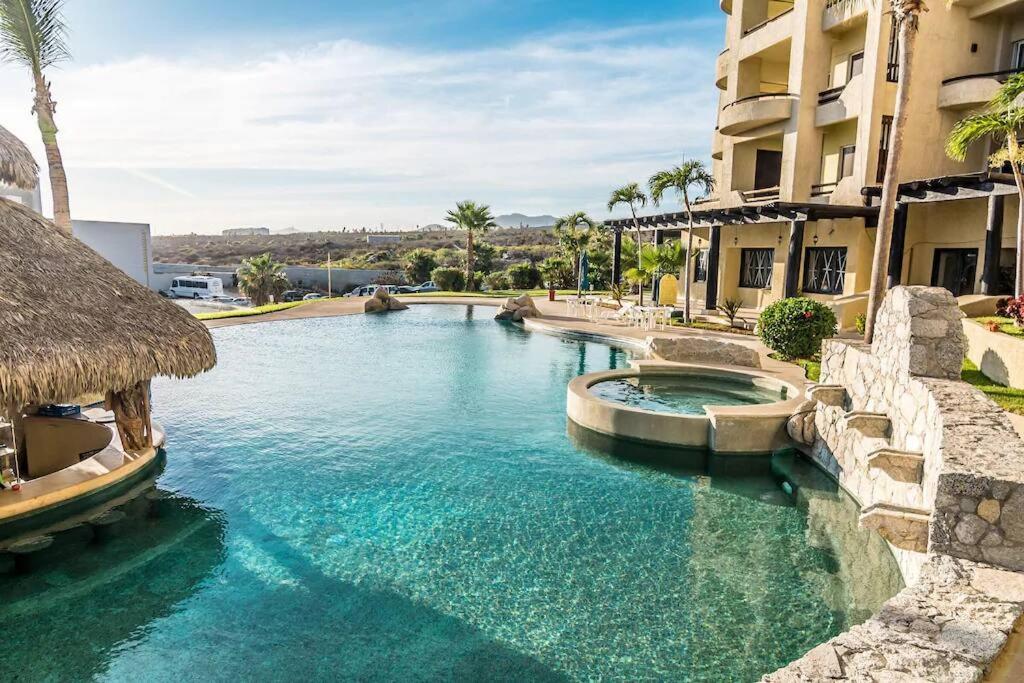 Oceanfront Penthouse, 2 Masters, 2 Baths, Kitchen! Apartment Cabo San Lucas Exterior photo