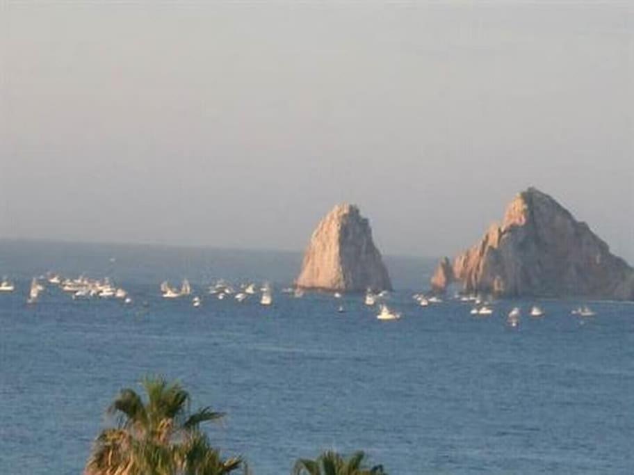 Oceanfront Penthouse, 2 Masters, 2 Baths, Kitchen! Apartment Cabo San Lucas Exterior photo