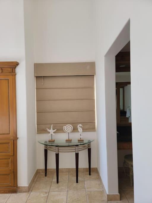 Oceanfront Penthouse, 2 Masters, 2 Baths, Kitchen! Apartment Cabo San Lucas Exterior photo